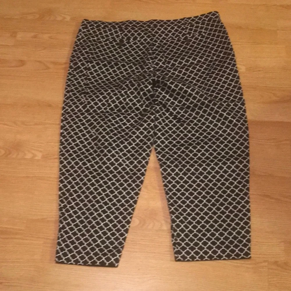 George Crops - Picture 3 of 5